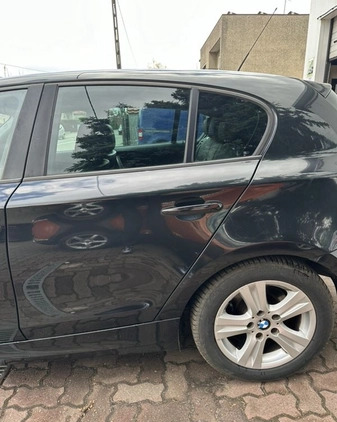 BMW Seria 1 cena 21500 przebieg: 189700, rok produkcji 2007 z Poznań małe 781